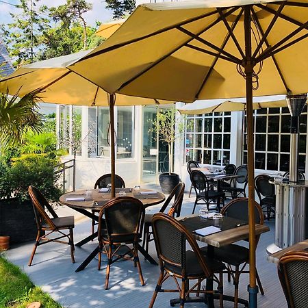 Hotel La Mascotte Ла-Боль-Эскублак Экстерьер фото